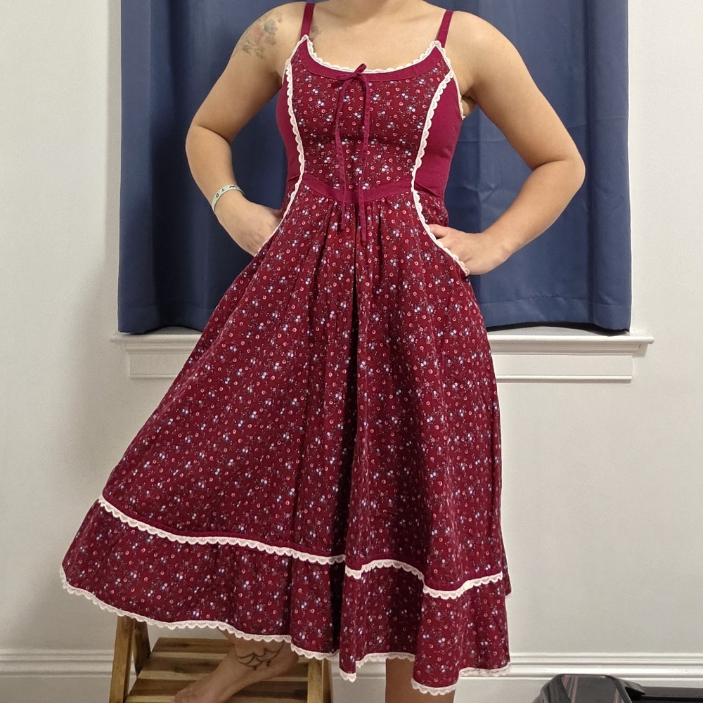 Gunne Sax Size 13 Burgundy Floral Sun Dress
